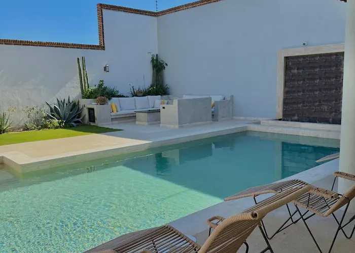 Luxury Casa Amaia With Private Pool Hébergement de vacances *
